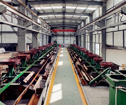 三班接力，晝夜不息｜王家河選礦廠(chǎng)里的堅(jiān)守與傳承